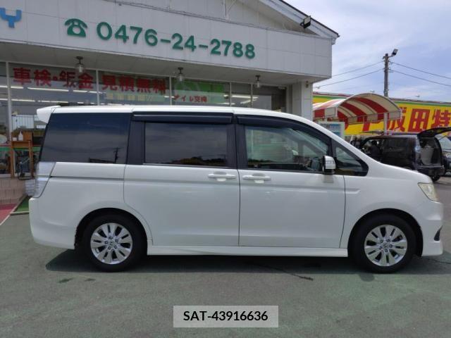 Honda STEP WGN 2010-09 324613-10