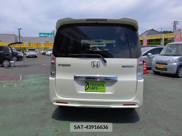Honda STEP WGN 2010-09 324613-9