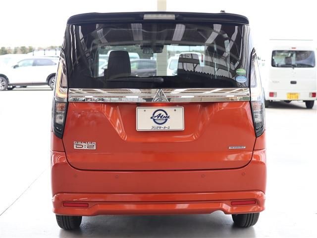 Mitsubishi DELICA D2 2021-01 186304-21