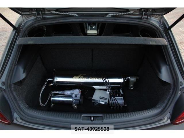 VolksWagen SCIROCCO 2009-06 320172-5