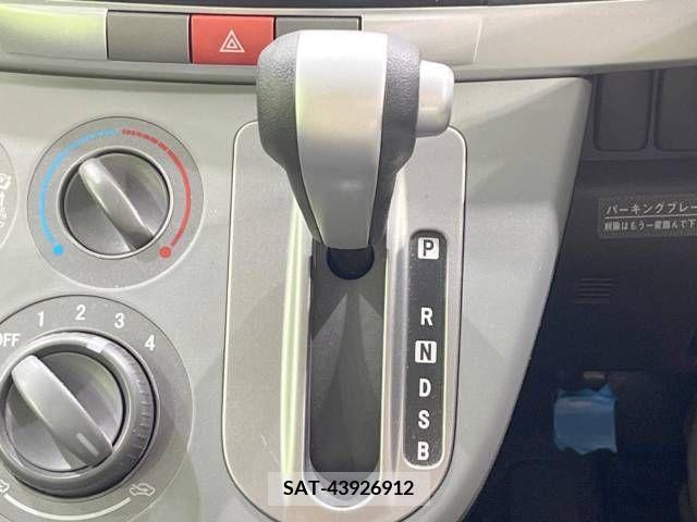 Daihatsu MOVE 2009-05 308844-5