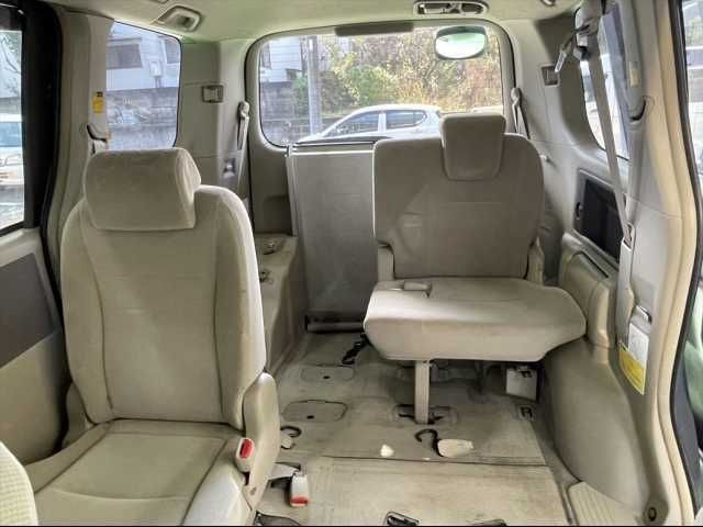 Toyota NOAH 2008-10 188243-19