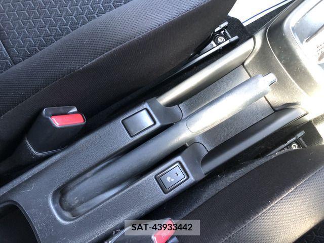 Suzuki SWIFT 2017-02 227198-6