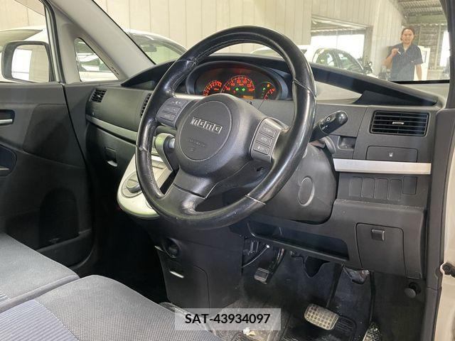 Daihatsu MOVE CUSTOM 2007-02 200876-10