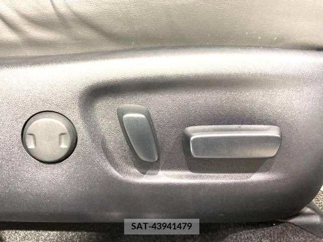 Toyota HARRIER 2017-06 223371-5