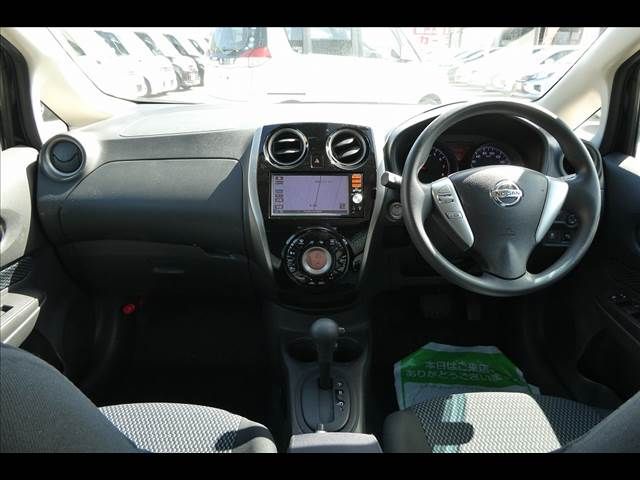 Nissan NOTE 2015-09 11392-2