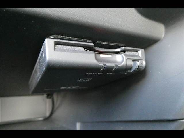 Nissan NOTE 2015-09 11392-5