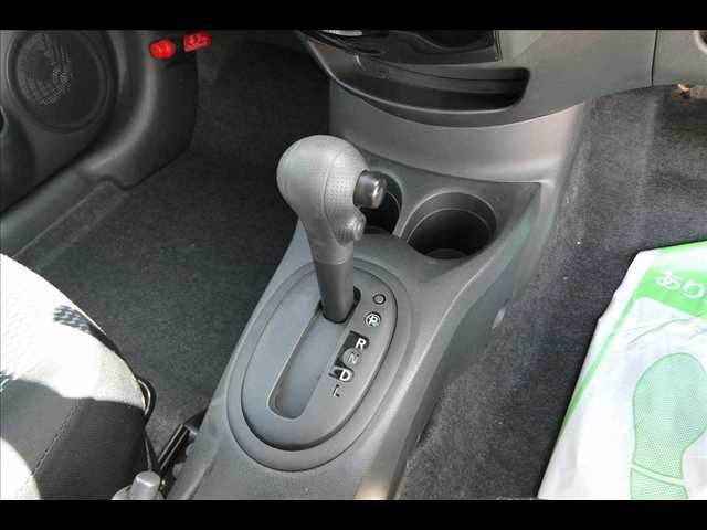 Nissan NOTE 2015-09 11392-27