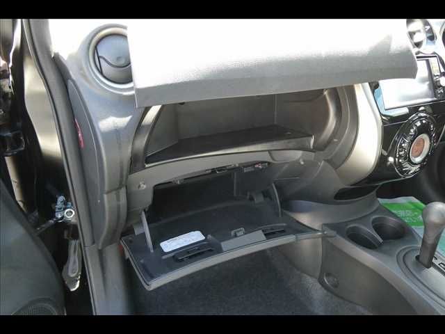 Nissan NOTE 2015-09 11392-29