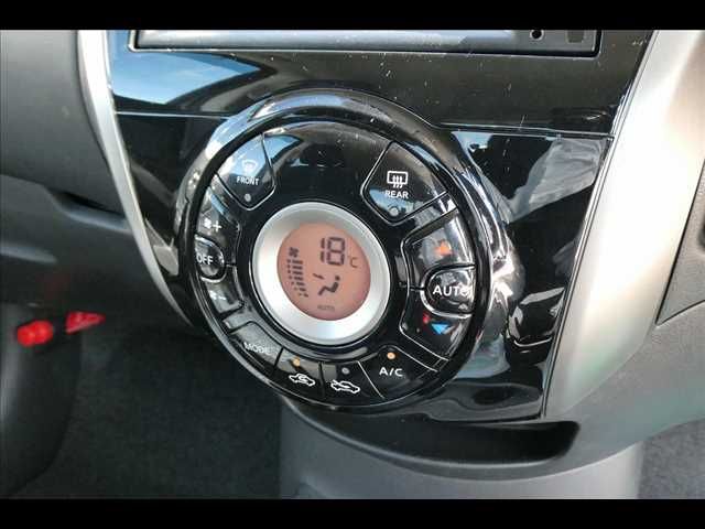 Nissan NOTE 2015-09 11392-26