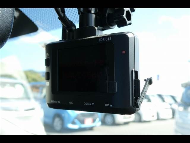 Nissan NOTE 2015-09 11392-7