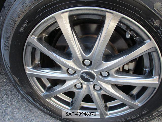 Toyota VOXY 2016-03 203469-8