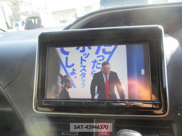 Toyota VOXY 2016-03 203469-9
