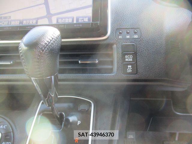 Toyota VOXY 2016-03 203469-14