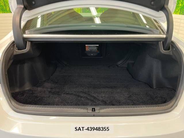 Lexus RC F 2018-03 275768-12