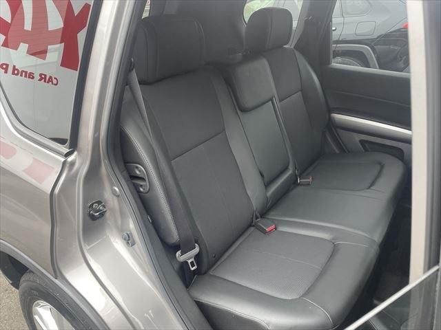 Nissan X-TRAIL 2010-11 186097-18
