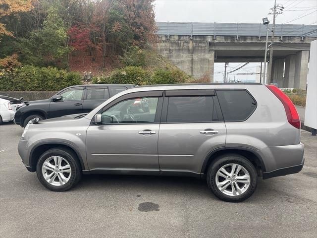 Nissan X-TRAIL 2010-11 186097-7