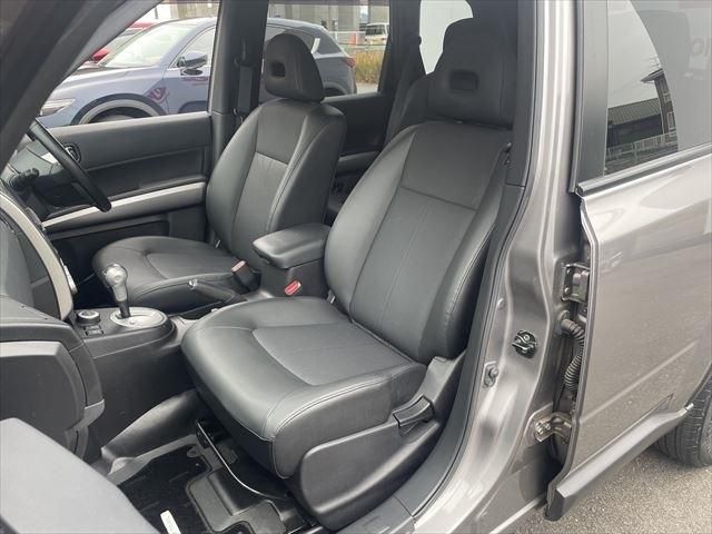Nissan X-TRAIL 2010-11 186097-19