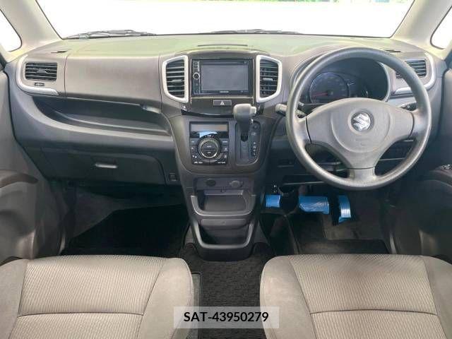 Suzuki SOLIO 2013-09 381059-1