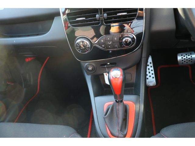 Renault LUTECIA 2014-01 189703-4