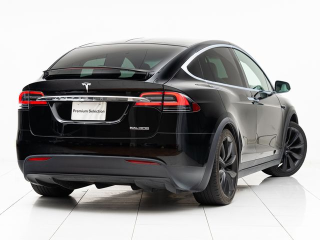 Tesla MODEL X 2020-04 8271-9