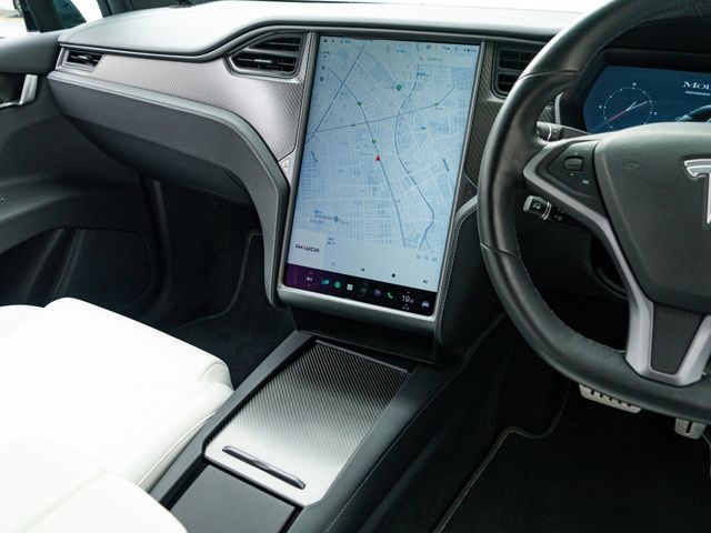 Tesla MODEL X 2020-04 8271-17