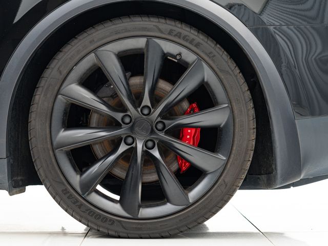Tesla MODEL X 2020-04 8271-7