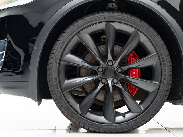 Tesla MODEL X 2020-04 8271-1