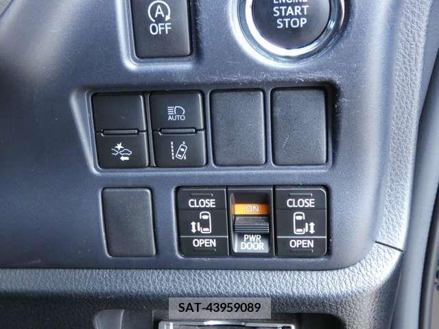 Toyota VOXY 2016-01 208517-16