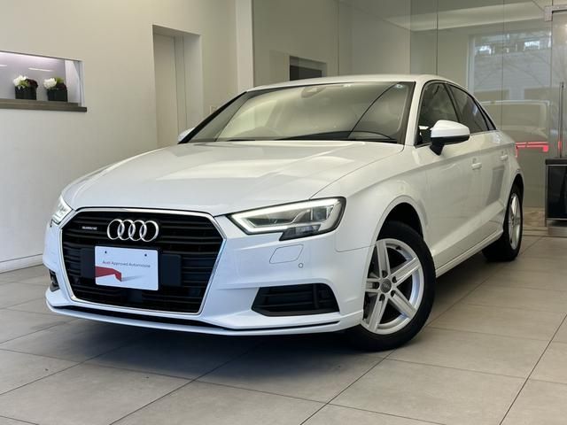 Audi A3 SEDAN 2018-11 17349-0