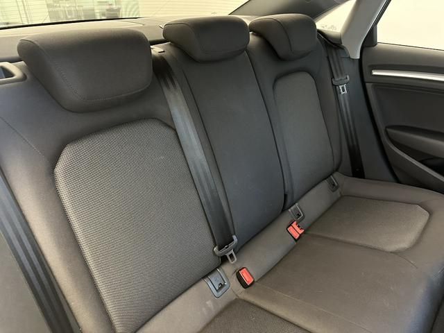Audi A3 SEDAN 2018-11 17349-14