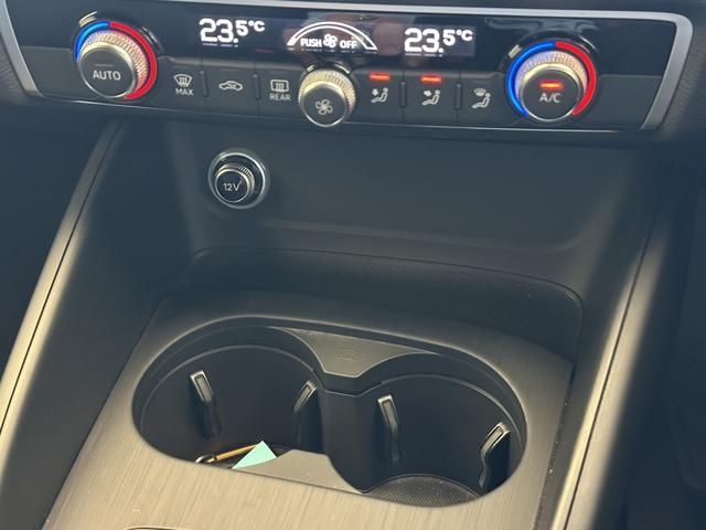 Audi A3 SEDAN 2018-11 17349-10