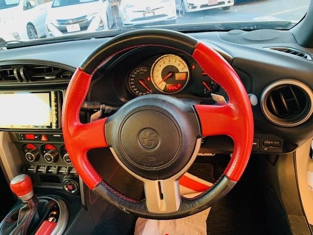 Toyota 86 2013-11 1840-21
