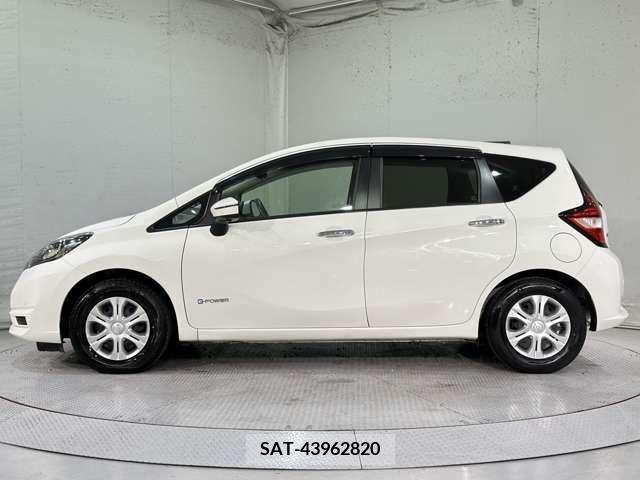 Nissan NOTE 2019-05 305494-11