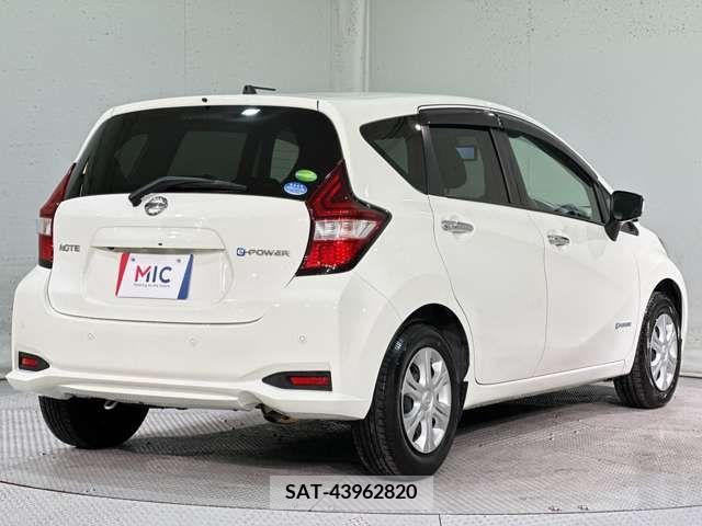 Nissan NOTE 2019-05 305494-8