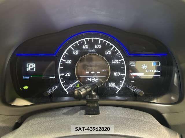 Nissan NOTE 2019-05 305494-14