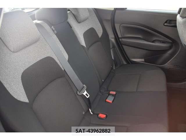 Nissan NOTE 2022-04 302489-5