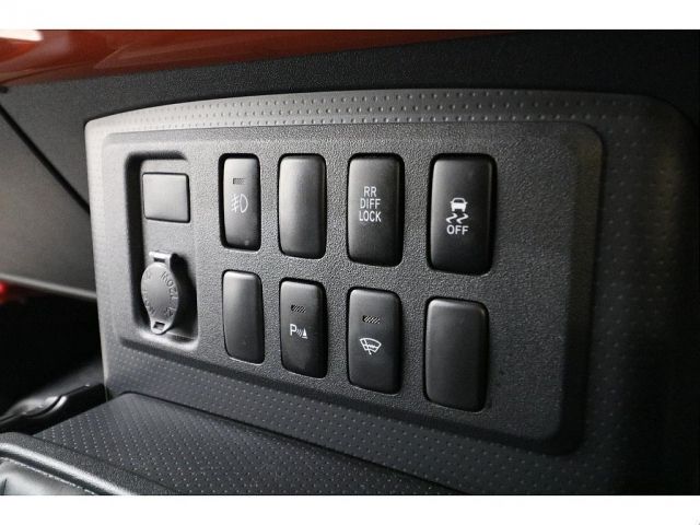 Toyota FJ CRUISER 2013-08 1232-13