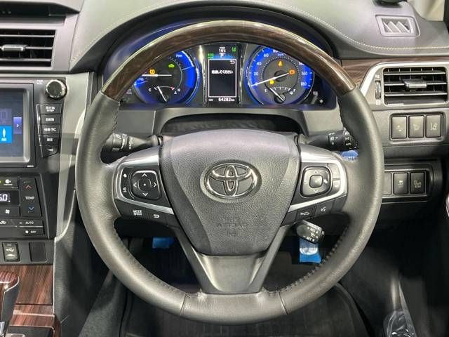 Toyota CAMRY HYBRID 2015-03 8985-11