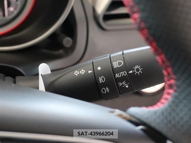 Suzuki SWIFT 2023-10 343835-22