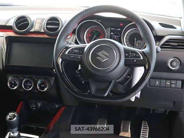 Suzuki SWIFT 2023-10 343835-1