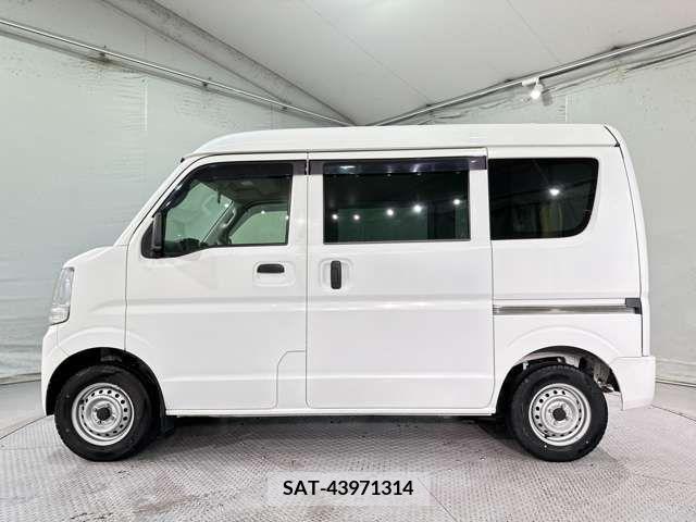 Suzuki EVERY 2017-05 301594-11