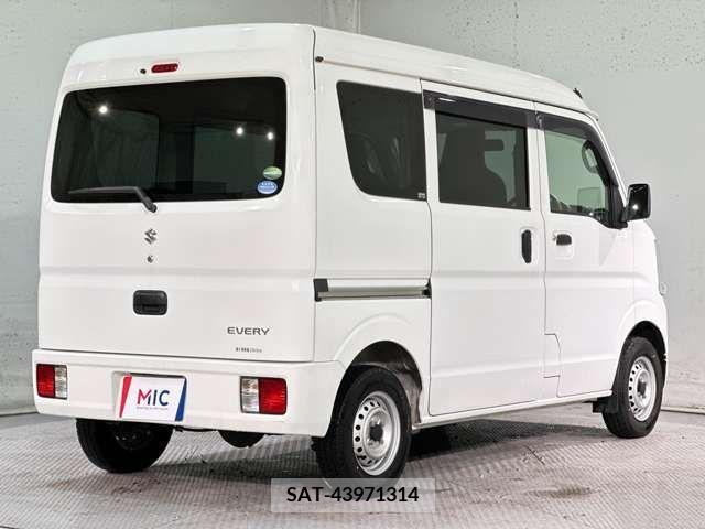 Suzuki EVERY 2017-05 301594-8