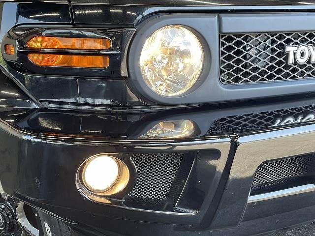 Toyota FJ CRUISER 2013-10 190926-19