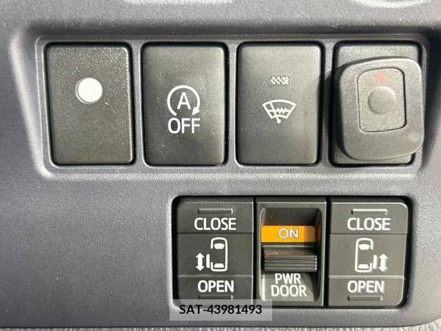 Toyota VOXY 2015-11 336669-5