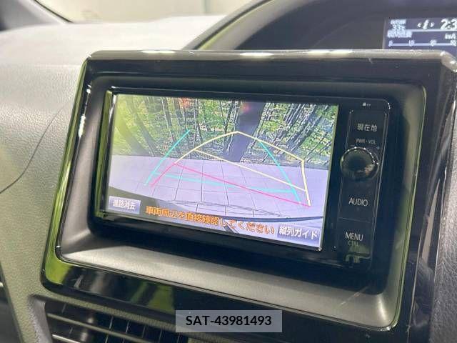 Toyota VOXY 2015-11 336669-3