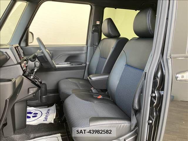 Daihatsu TANTO CUSTOM 2022-10 372723-12