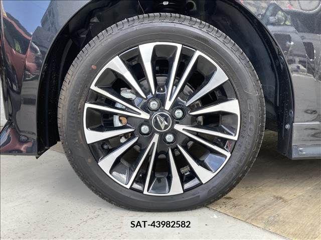 Daihatsu TANTO CUSTOM 2022-10 372723-10