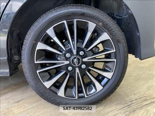 Daihatsu TANTO CUSTOM 2022-10 372723-9