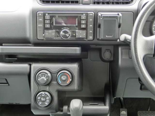 Toyota SUCCEED VAN 2018-04 6736-10